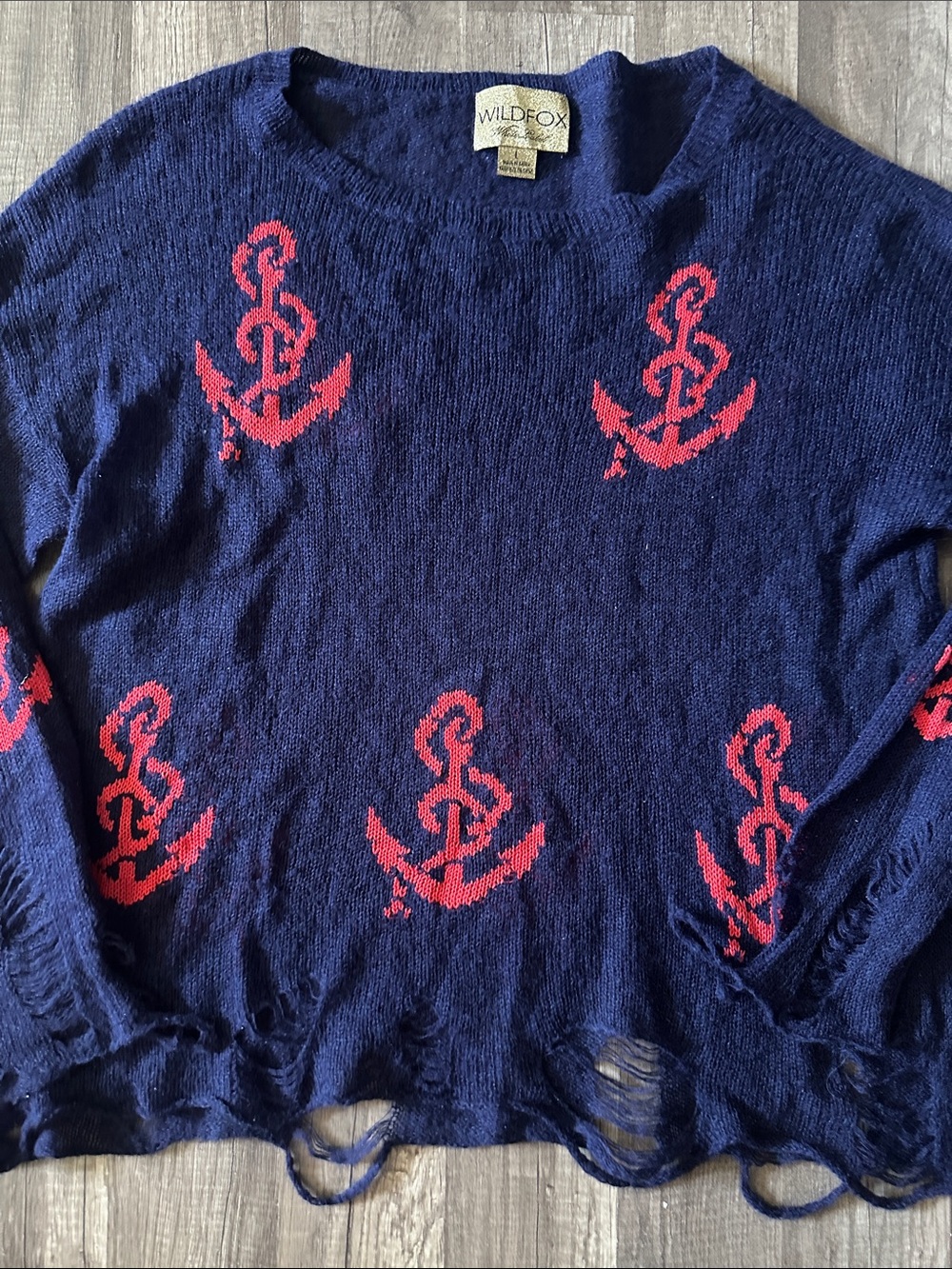 Women’s Wildfox White Label Thin Sweater in size Large - Picture 2 of 3